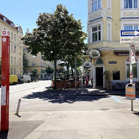 Vienna: Cozy 2-Room Apt. Exteriör bild