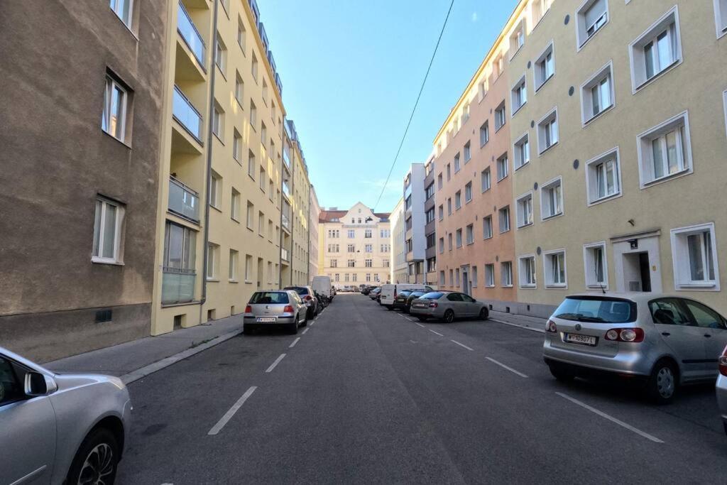Vienna: Cozy 2-Room Apt. Exteriör bild